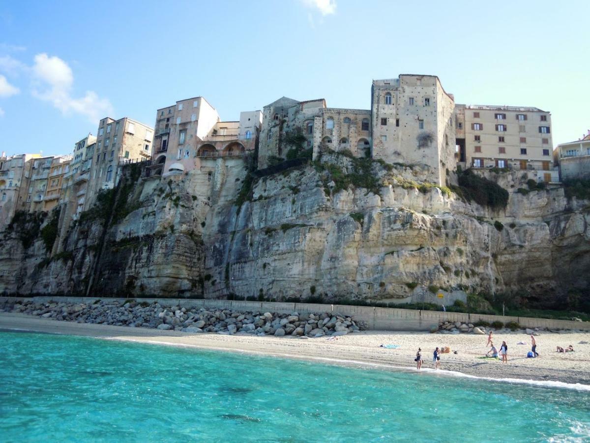 Astoria Tropea Centro Storico Apartment Exterior photo